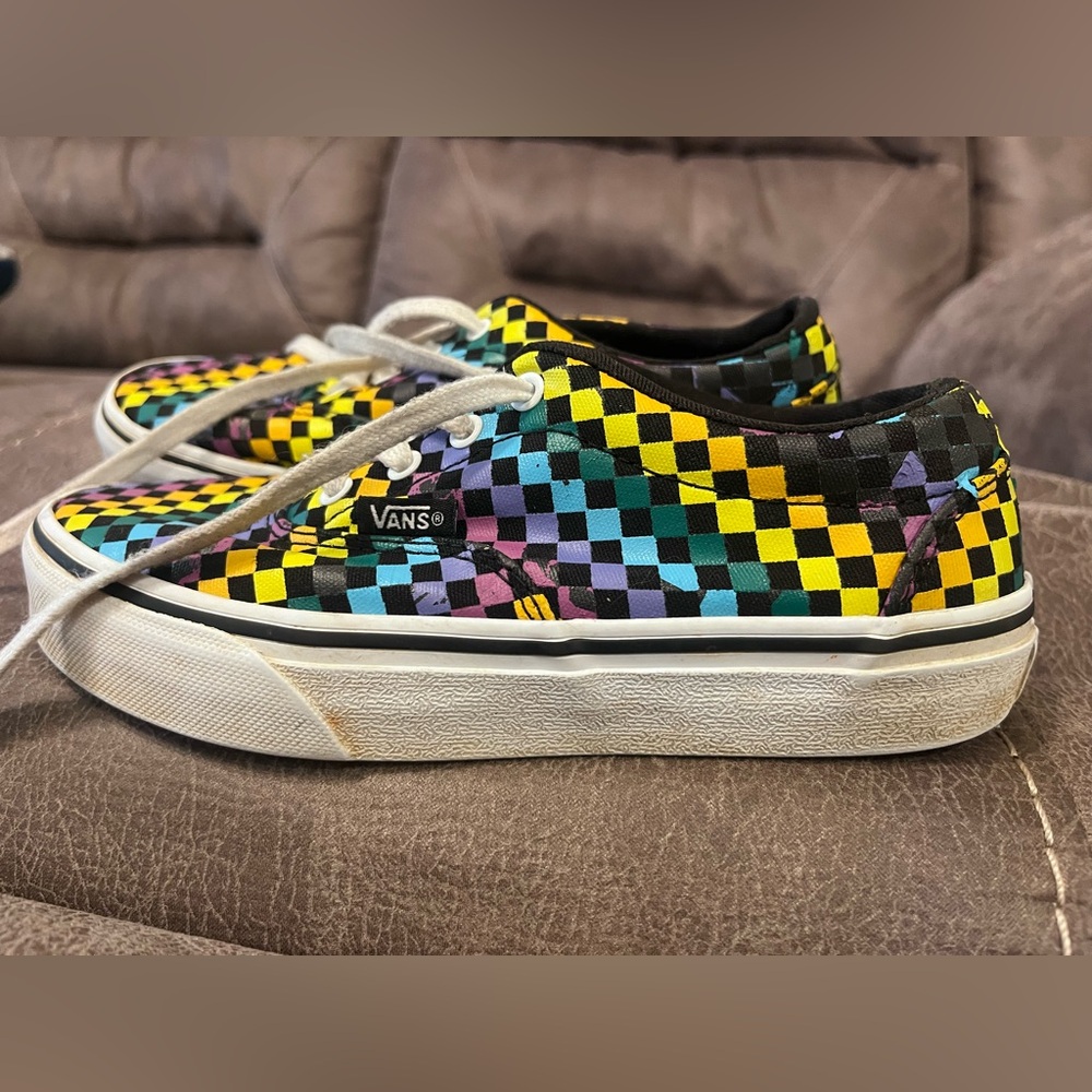 Girls Vans size 1 - Picture 2 of 9